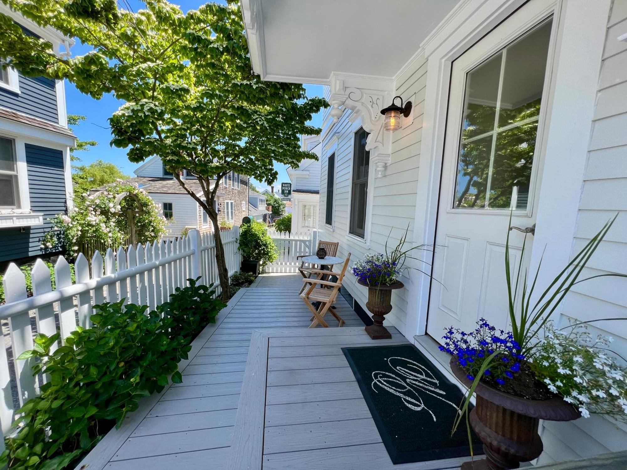 White Porch Inn Provincetown Exterior photo