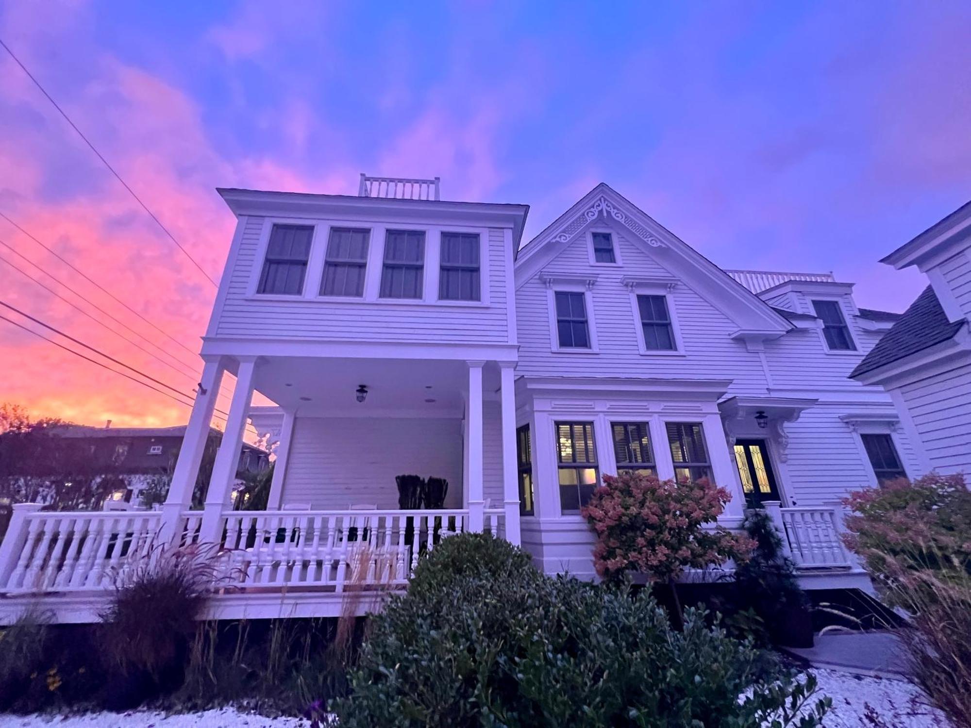 White Porch Inn Provincetown Exterior photo